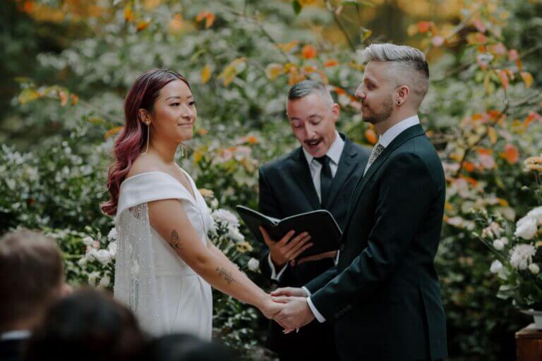 Jonathan Evans officiating Nik and Aileen's ceremony