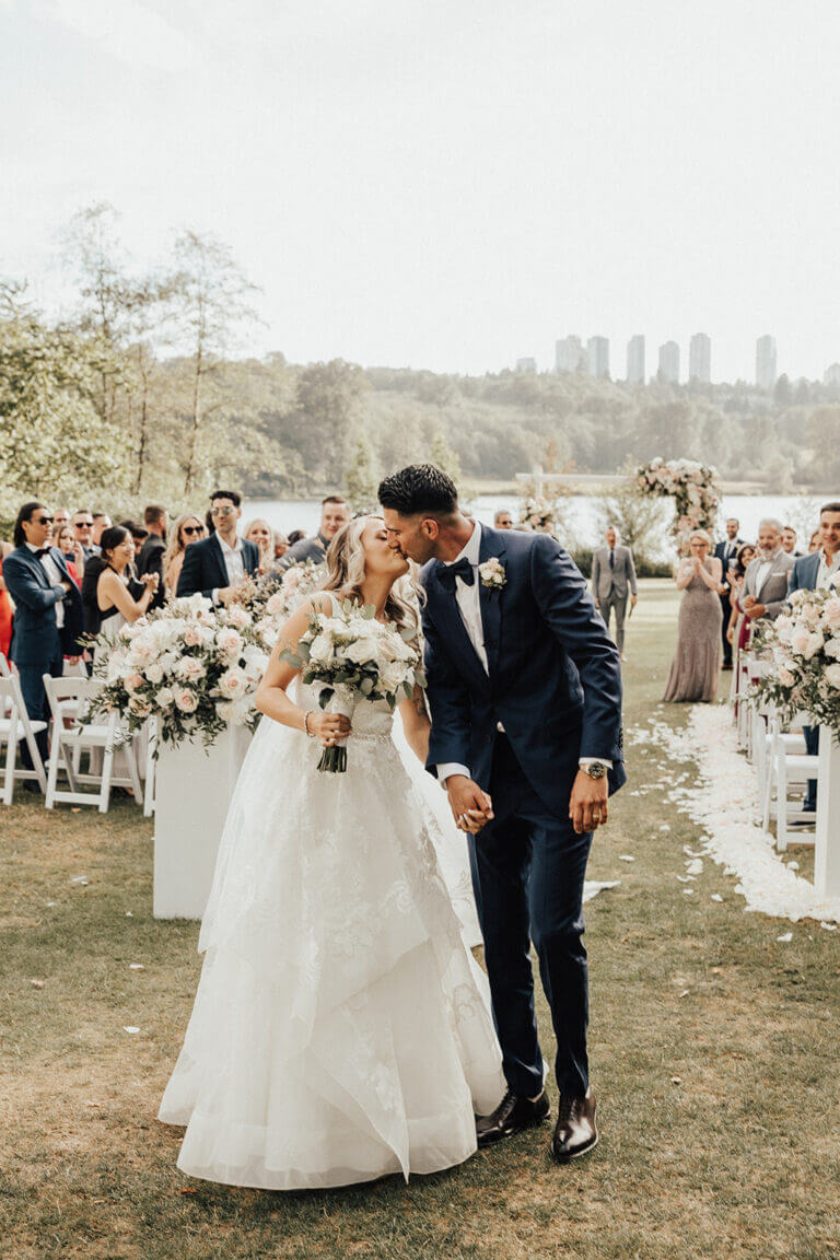 Jonathan Evans officiating Roxolana and Hamid's ceremony